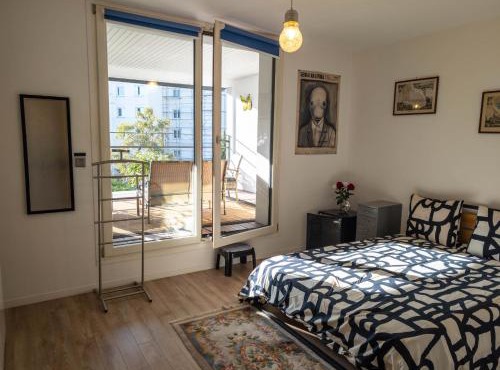 Chambre-Salon avec Terrasse sur Jardin
