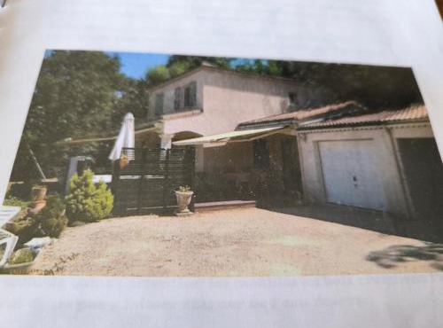 Chambres dans villa avec vue magnifique