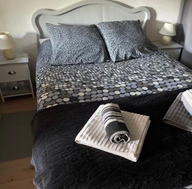 Charmant studio dans maison privée