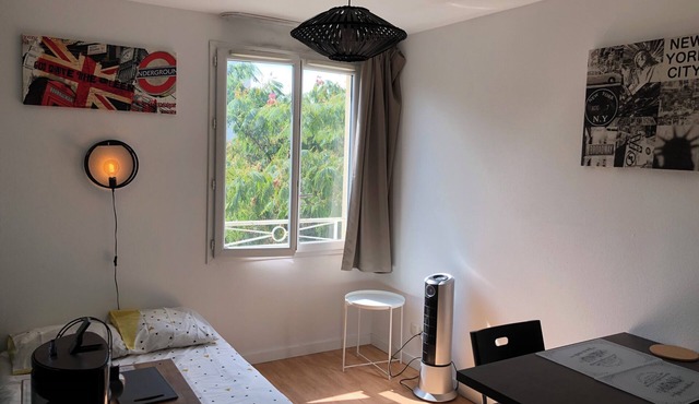 Charming air-conditioned studio - free parking - Aix en Provence