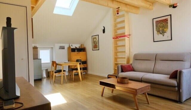 Charming apartment in Rezé near Sèvre