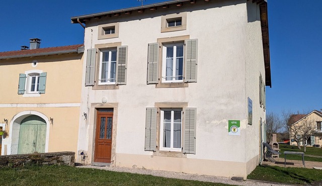 Charming Cottage Near Epinal - Terrace, Parking, Sleeps 6