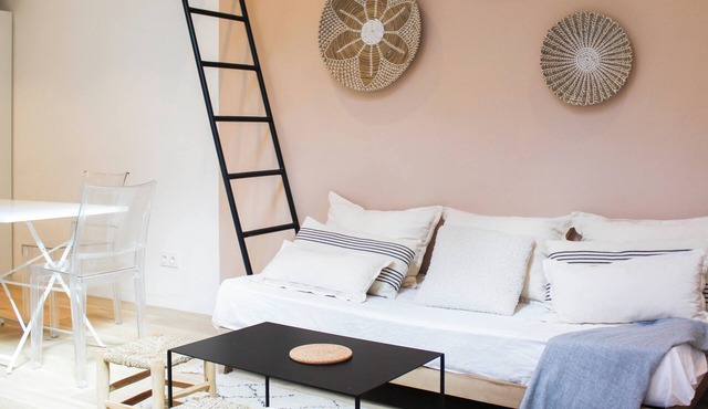 Charming house in Montreuil with terrace