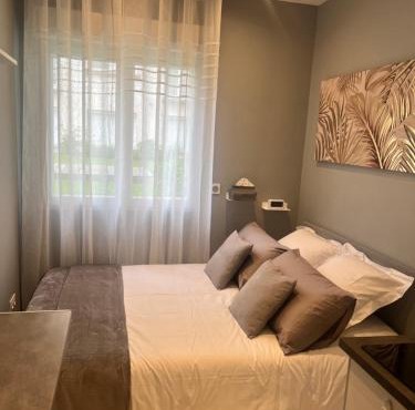 Charming Studio 16