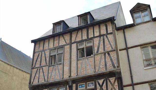 Charming studio in the heart of Amboise with gorgeous views of the Château!