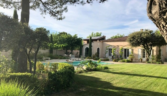 Charming villa in Provence private pool near village