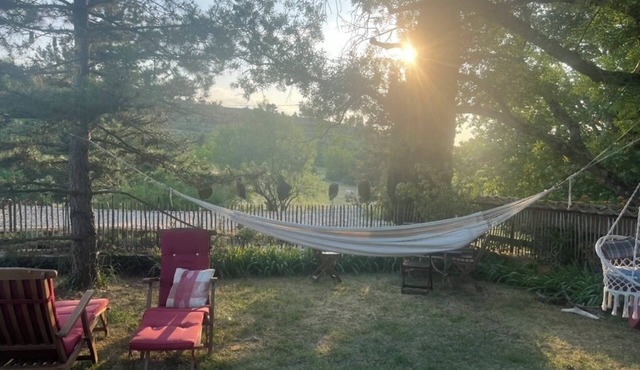 Charming Vinted house in a quiet location, surrounded by vineyards (organic) and wooded hills