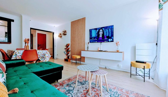Chic and spacious appartment with balcony