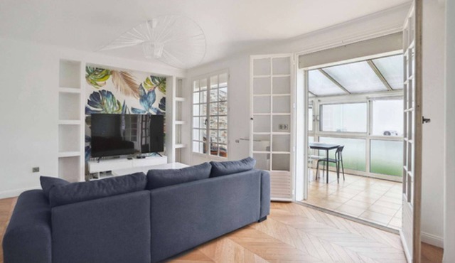 Chic and spacious apartment with great view