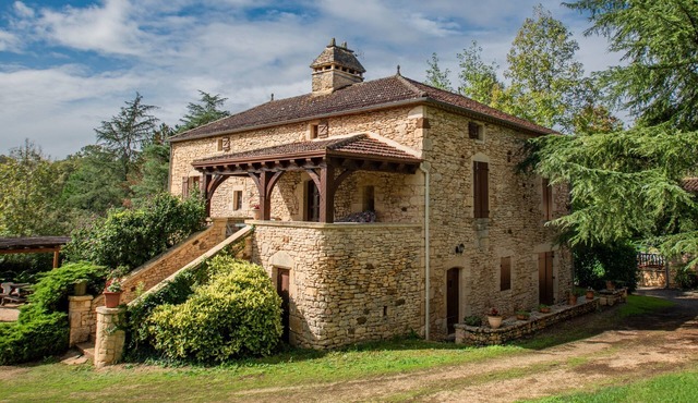 Child-friendly house with fishpond