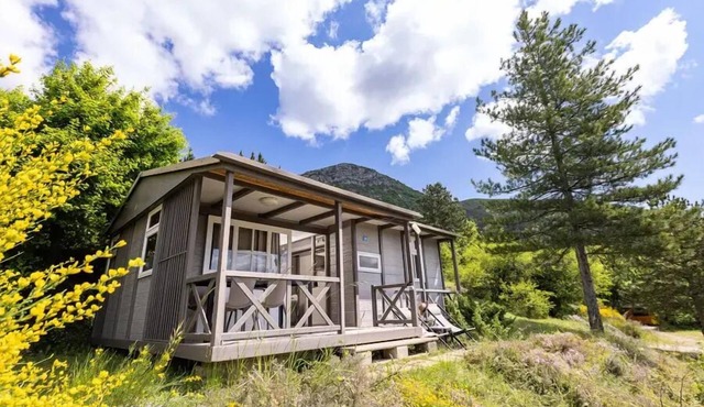 Ciela Classic Chalet - 3 bedrooms, sleeps 6