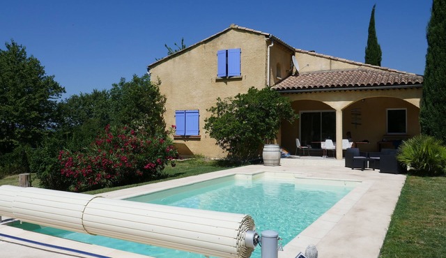 *CLIM* Superb Villa Very quiet, heated pool, large terrace, petanque