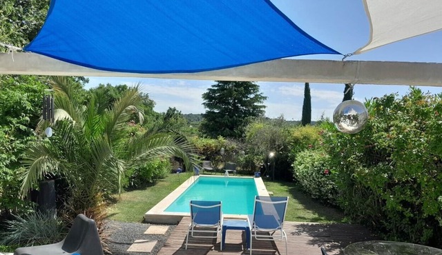 Contemporary Villa Venasque
