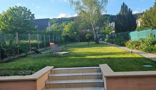 Cozy apartment with a garden near Paris—available only in August