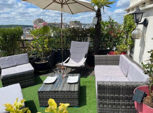 DERNIER ETAGE TERRASSE Pte St Coud