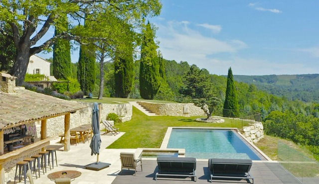 Domaine de Fontvieille swimming pool spa natural luxury