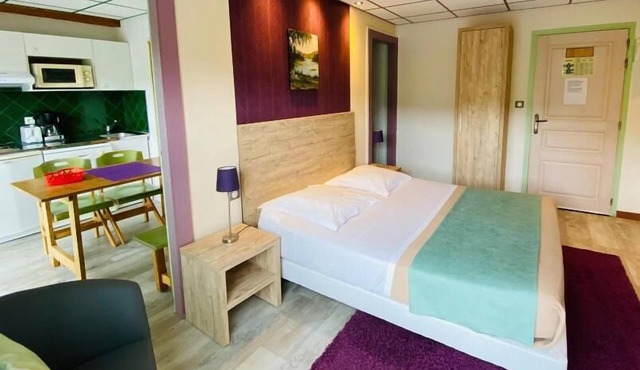 double economic bedroom