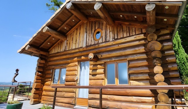 Dream Log Chalet with Spa and Summer Kitchen