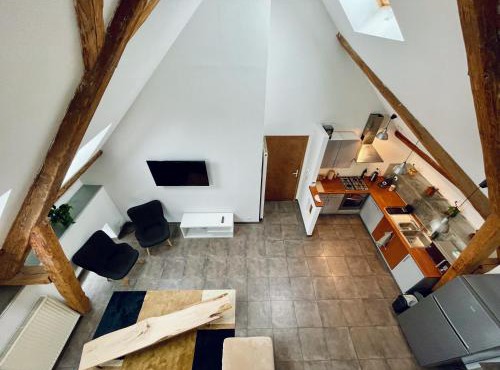 Duplex + parking gratuit facile