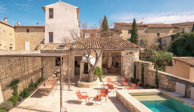 Elegant, modern residence in the heart of the village