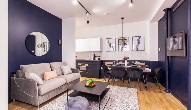 Enchanting 2-bedroom apartment with AC in Paris