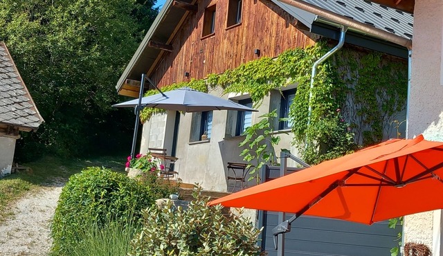Encien Petit Atelier Rénover a15 Minute du lac d Annecy et à Côté de Sentiers