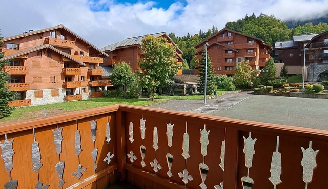Entire accommodation: apartment in residence with swimming pool