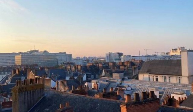 Entire apartment in an iconic building in Nantes