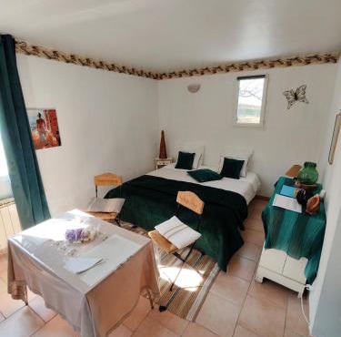 Etage privatif au calme - 2 chambres & salle de bains