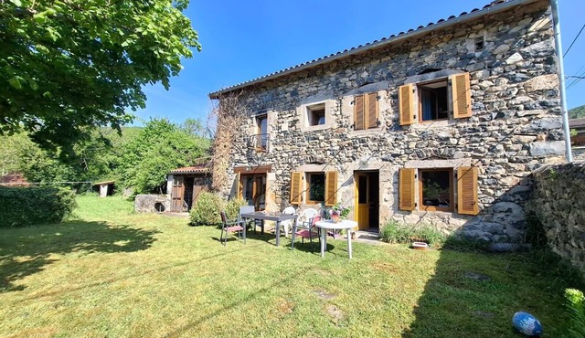 Former Farm in the Loire Gorges—classified as a 3-star vacation rental