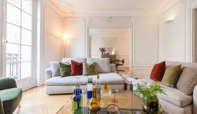 Four Saint Germain - Elegant & Spacious 3 BDR Apartment in the Heart of Saint Ge