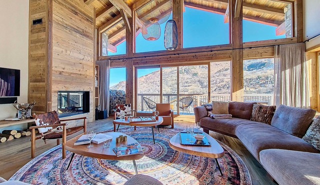 Luxury Chalet with Spa and Cinema in the 3 Valleys