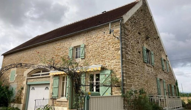 Gîte Barbafeuilles Jolie Maison au Calme, Cuisine Équipée et Wifi Performant