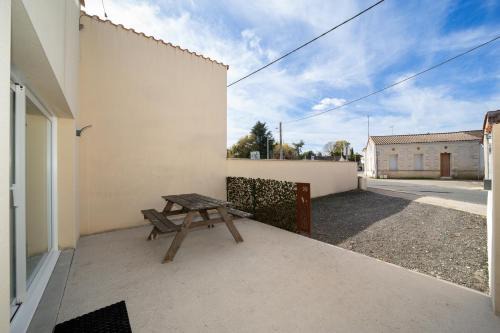 Gîte Chelona d'Hermann - terrasse & parking - Chelona'Loc