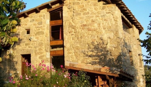 Gîte de Chapelèche Les Châtaigniers für 7 Pers. by Interhome
