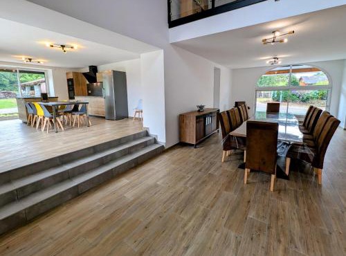 Gîte de charme dans Les Vosges du sud, parfait pour 14 personnes - FR-1-583-511