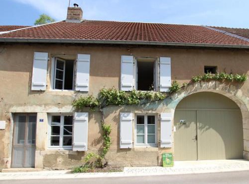 Gîte de groupe convivial à Bucey-lès-Gy, idéal randonneurs - FR-1-583-400