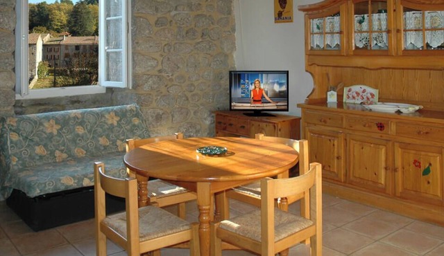 Gîte en Ardèche à Jaujac "Gîte la Chavade 2"