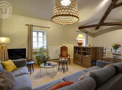 Gîte historique avec Wi-Fi et animaux acceptés à Sainte-Croix-en-Jarez - FR-1-496-275