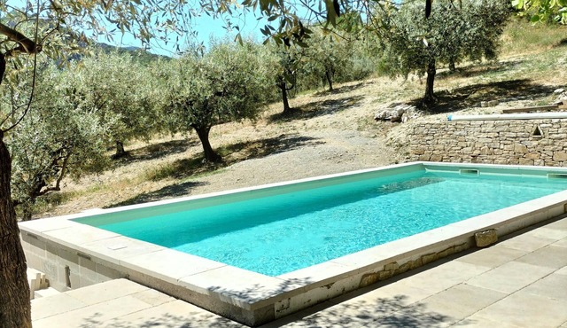 Gîte de Maric: Among Olive Trees with Pool, Stunning Mountain Views