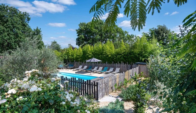 Gîte Occitanie, 2 rooms, air-conditioned with terrace for 1 to 3 people - shared outdoor swimming pool