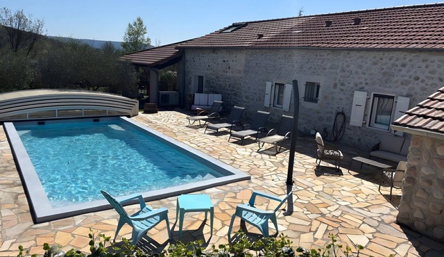 Gite Stéphanie l'Ephedra – Charming 3-Star Home with Pool in Sampzon