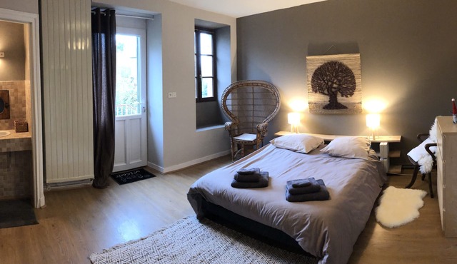 Graine de Douceur Jura- Chille house with garden 2 to 8 persons