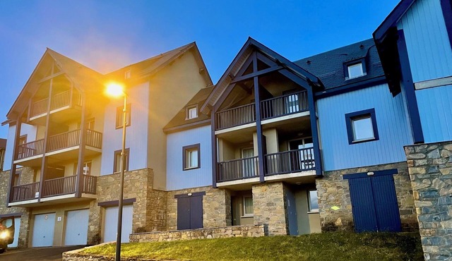 Grand appt 8 pers PEYRA'GOOD Mountain view 2 balconies Bed linen/towels/wifi included
