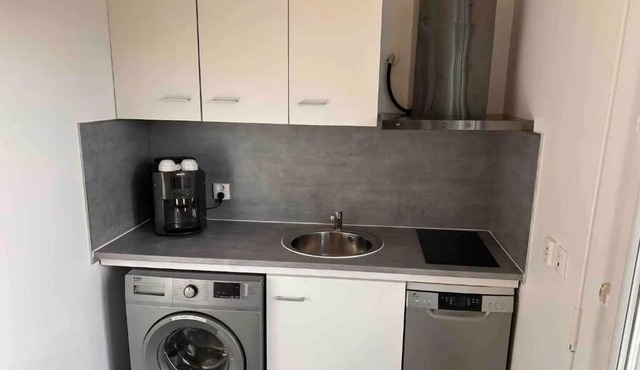 Grand Studio de 37m2 Avec Terrasse de 12m2