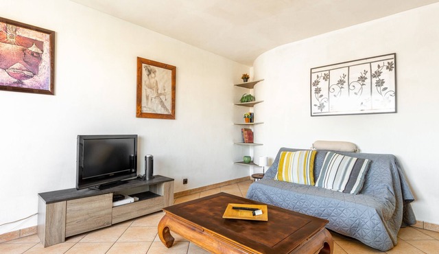 GuestReady - A Beautiful Apartment Close to the Center of Paris