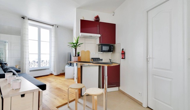 GuestReady - Neat stay near the wall of Love