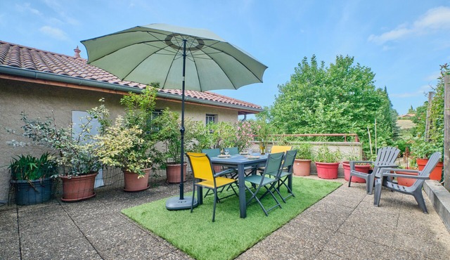 Holiday Home 'Les Bambous' with Private Terrace and Wi-Fi