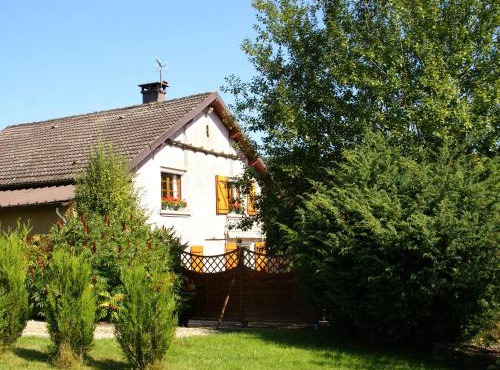 Holiday Home in La Chapelle with Garden