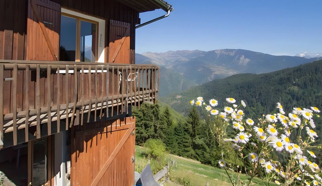Holiday Home 'Le Plan Du Fruit' with Mountain View, Private Terrace and Private Garden